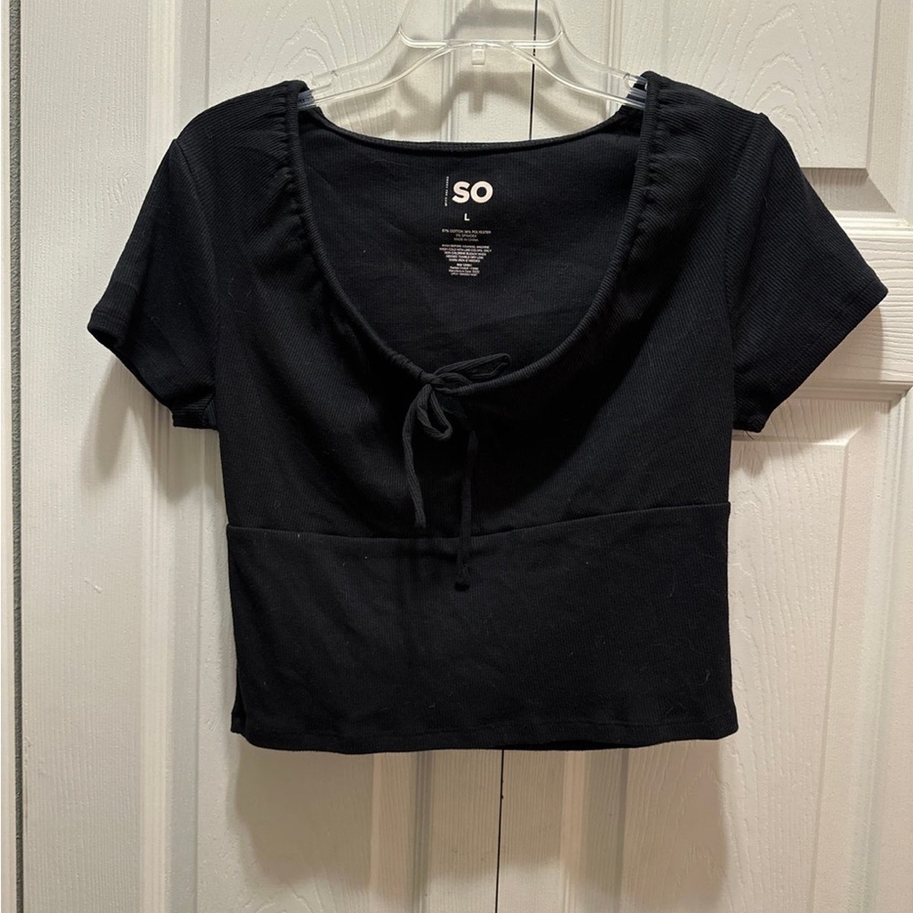 Women’s size large black crop top